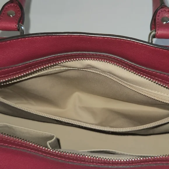 Coach Handbag Legacy Chelsea Tan/Red Classic Leather Tassel Boho Chic Satchel - Picture 9 of 16